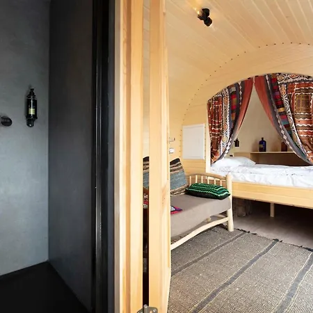 Hotel Domaine De Ronchinne - Insolites *