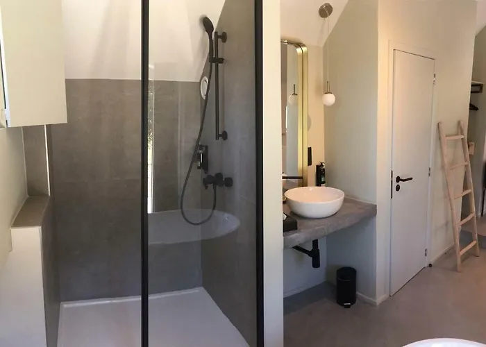 Domaine De Ronchinne - Insolites Maillen